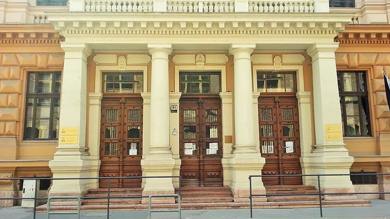 Будапештский экономический университет, факультет торговли, общепита и туризма