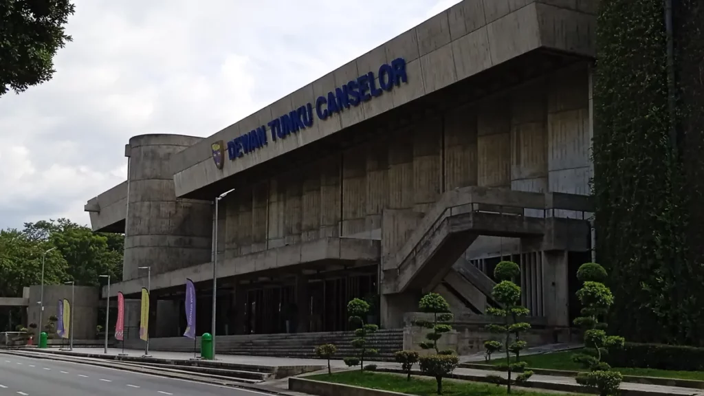 Зал Dewan Tunku Canselor в Университете Малайя, Куала-Лумпур