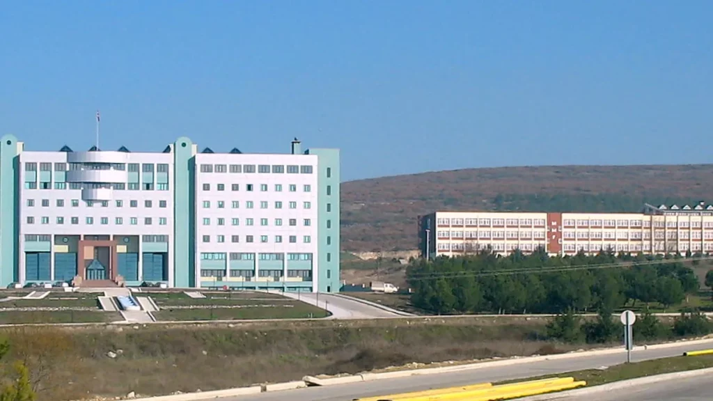 Университет Балыкесира (Balıkesir Üniversitesi), Балыкесир