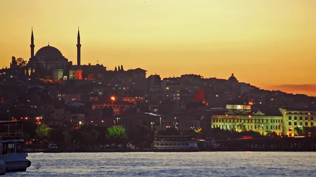 Стамбульский университет Галата (İstanbul Galata Üniversitesi), Стамбул
