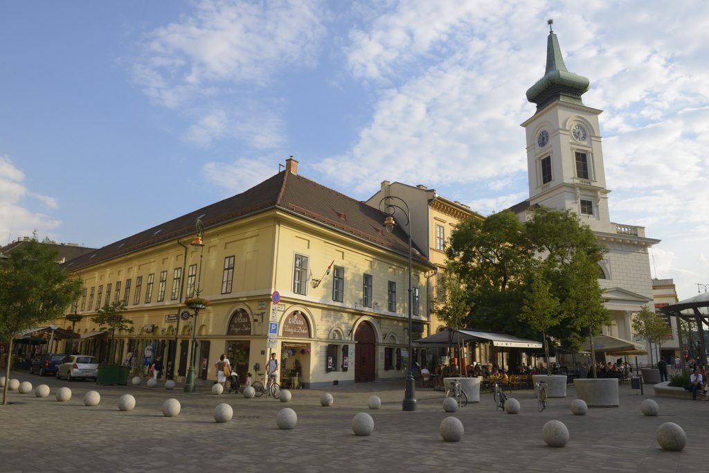 karoli-gaspar-university-admission Реформатский университет Кароли Гаспара KRE поступление и кампус